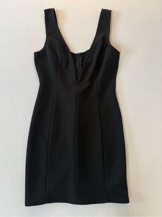 Forever 21 Dresses & Skirts - Forever 21 Black Textured Mini Dress